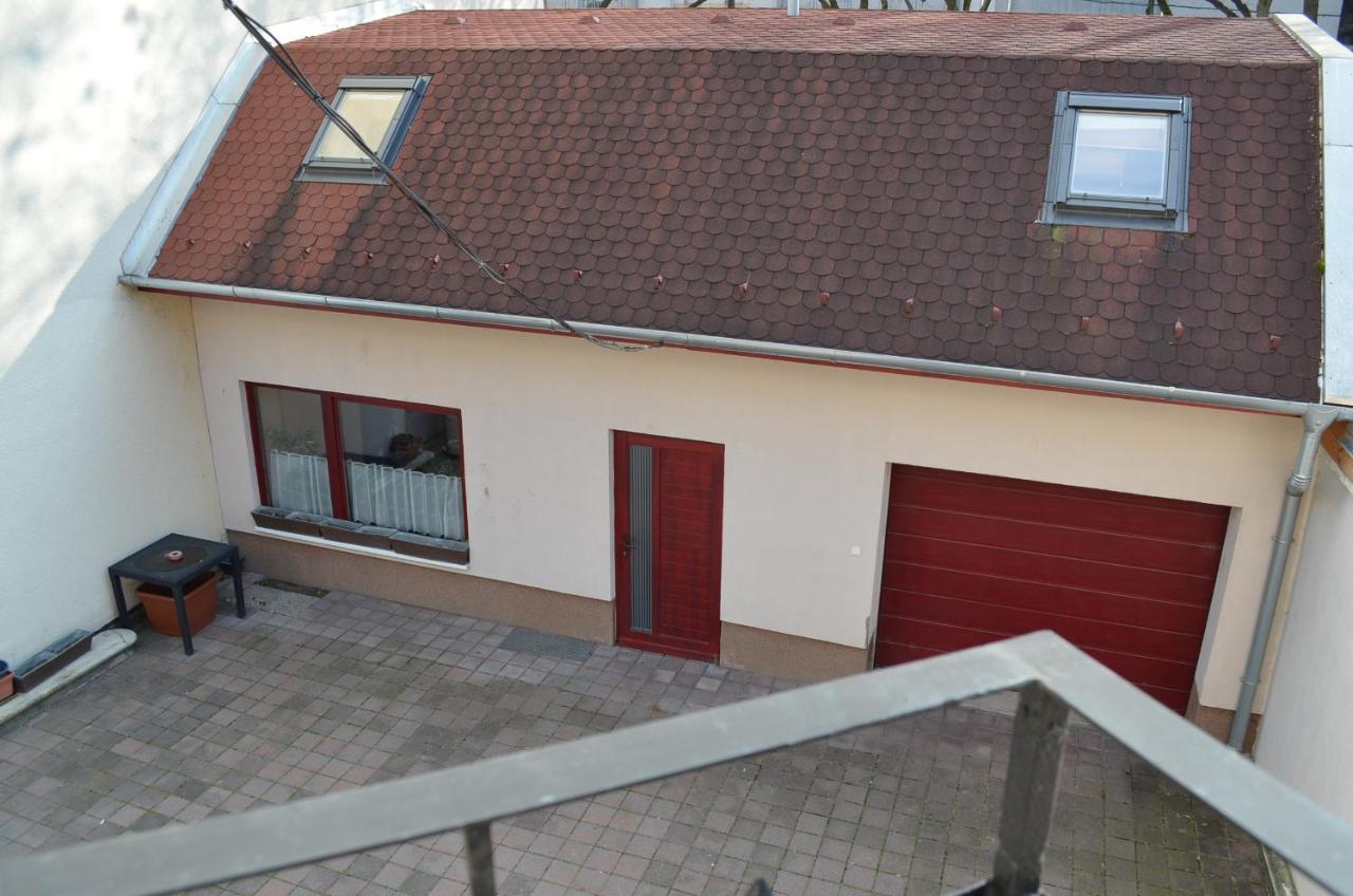 세게드 Holdfenyszallas B&B 외부 사진